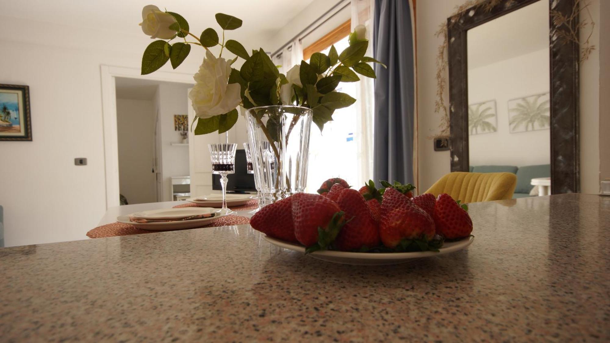 Apartamento Familiar Con Piscina Con Wi Fi En Los Cristianos لوس كريستيانوس المظهر الخارجي الصورة