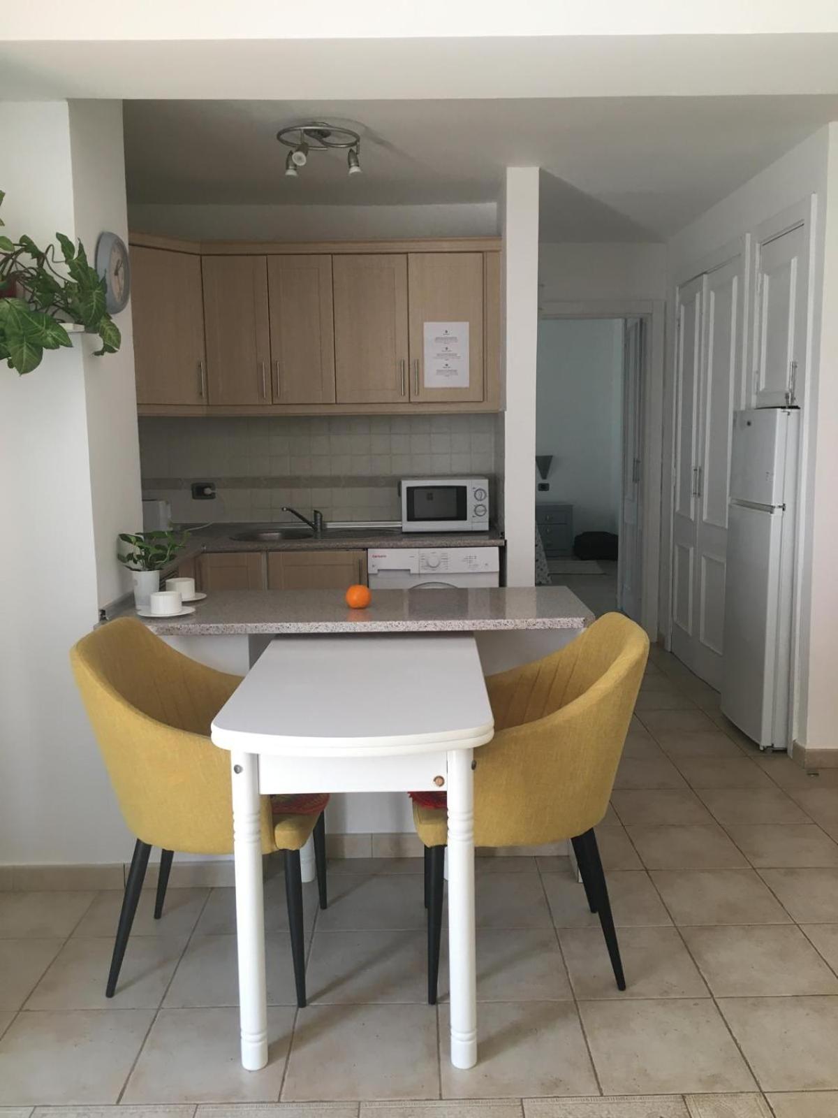 Apartamento Familiar Con Piscina Con Wi Fi En Los Cristianos لوس كريستيانوس المظهر الخارجي الصورة