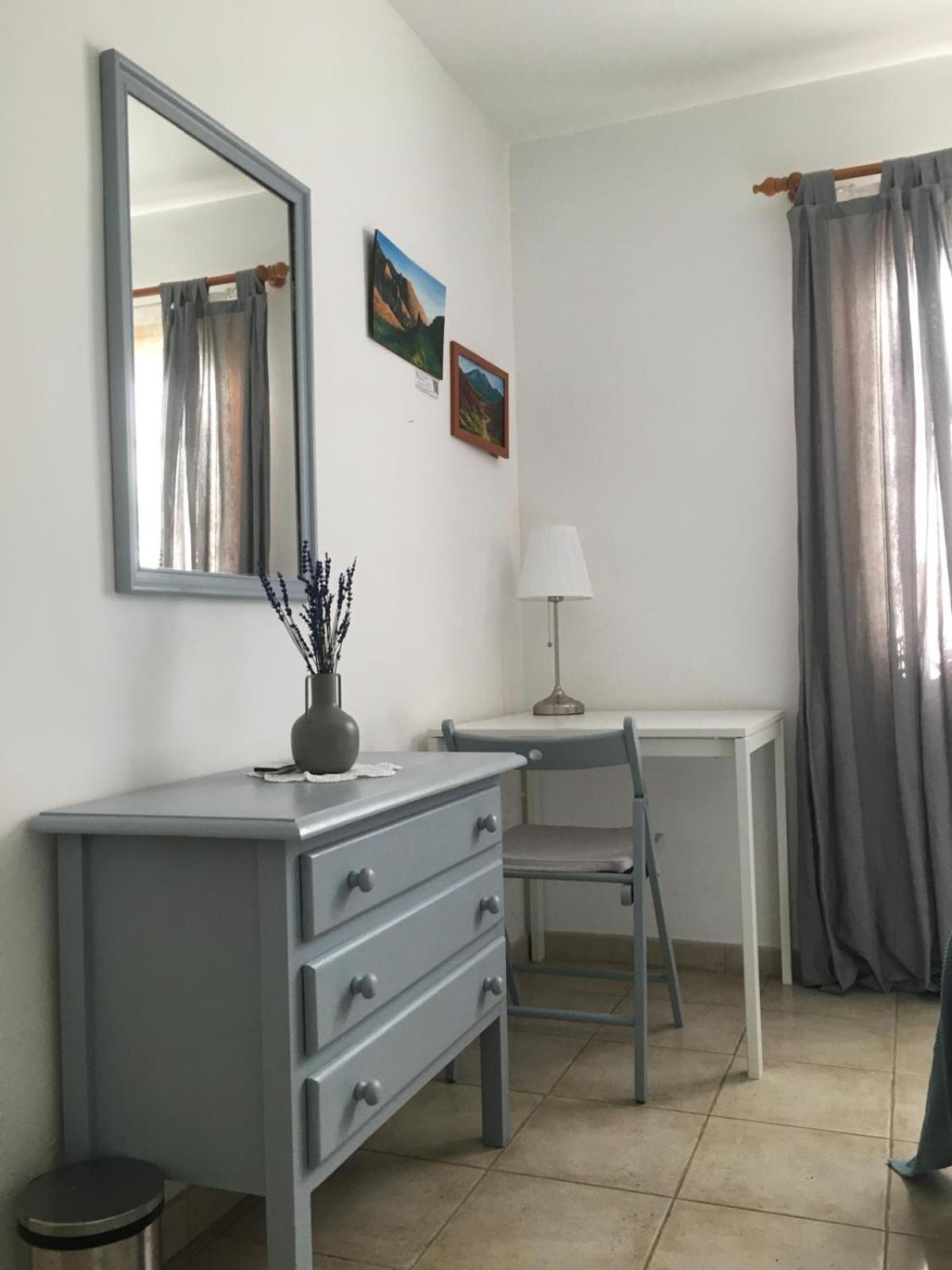 Apartamento Familiar Con Piscina Con Wi Fi En Los Cristianos لوس كريستيانوس المظهر الخارجي الصورة